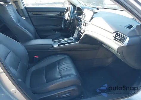 2021 Honda Accord Touring z USA, uszkodzony, nr VIN 1HGCV2F95MA014770